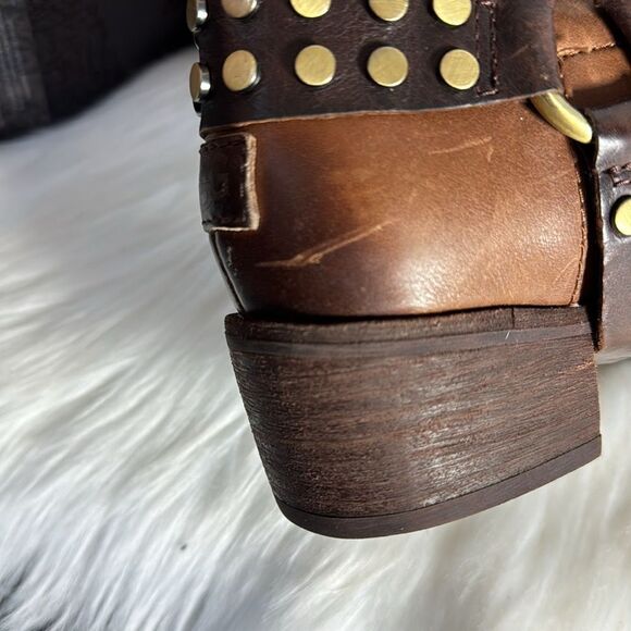 UGG Pure NWOT Darling Wool Lined Harness Style Cowboy Booties Sz 5 - Picture 7 of 8